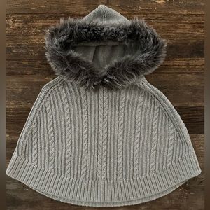BabyGap Cable Knit Poncho Grey Fur Lined Hood 100% Cotton Sz 18-24 Months Fall
